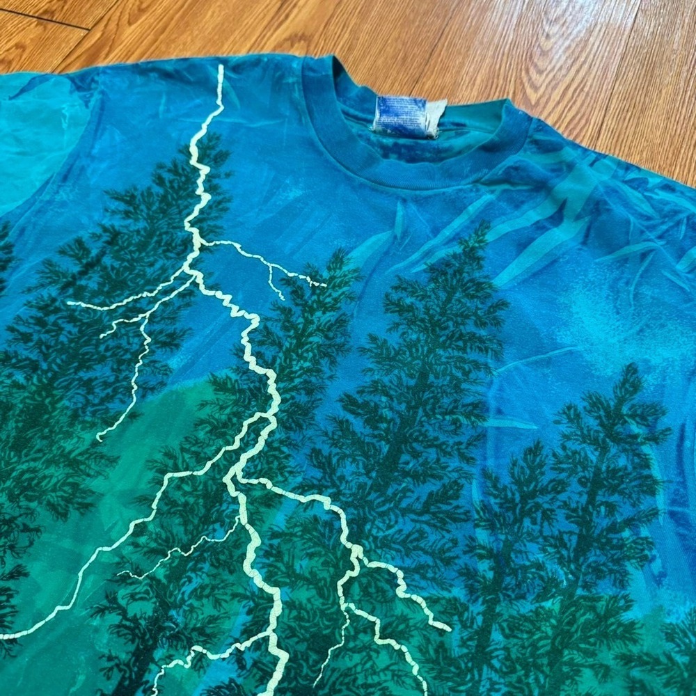 Vintage Art‎ Nature Men's Shirt Mary Dee AOP Lightning Forest 90s Size Large - Picture 3 of 8